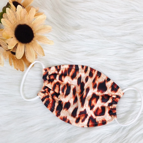 $10 for 10 masks ‼️FACE MASK - Picture 2 of 3